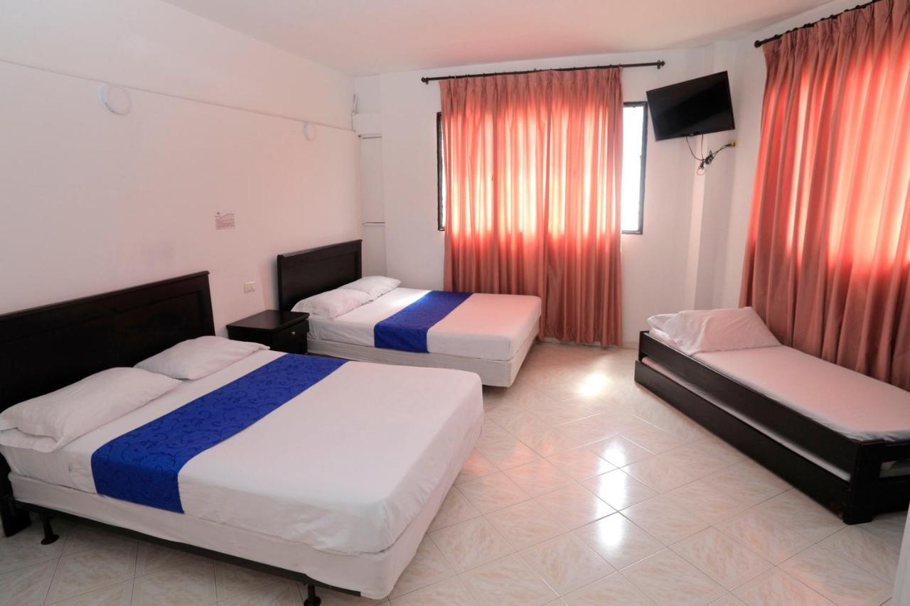 Hotel Plaza 3*